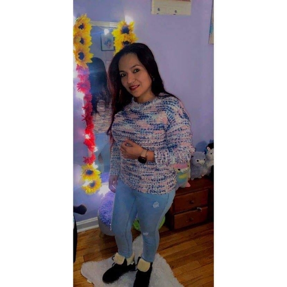 Meet your Posher, Dinora beatriz - Picture 1 of 1